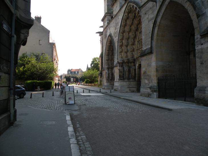  ruelle jouxtant la cathédrale